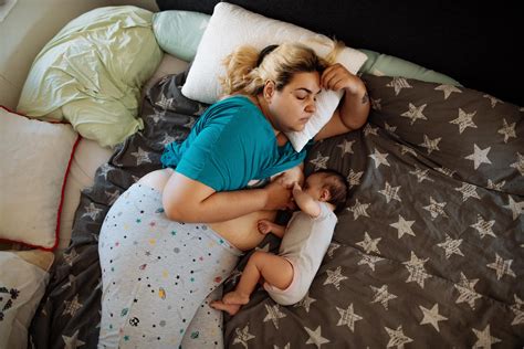 To The Struggling Breastfeeding Mom Parentinghere