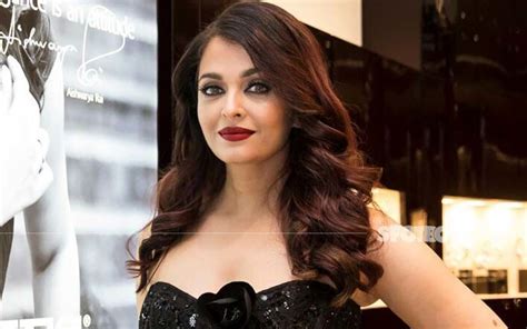 Aishwarya Rai Bachchan Faces Nasty Trolls At Cannes For Her Speech Fans Call Her Accent