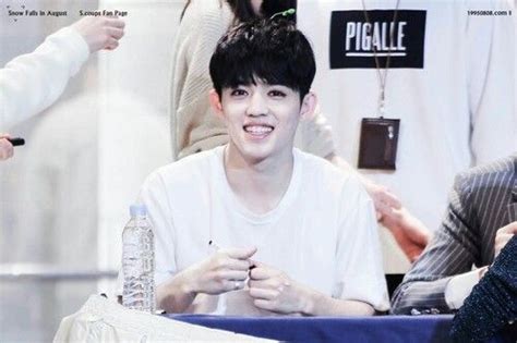 Scoups Seventeen Chinese Cute Boys Seventeen Kpop