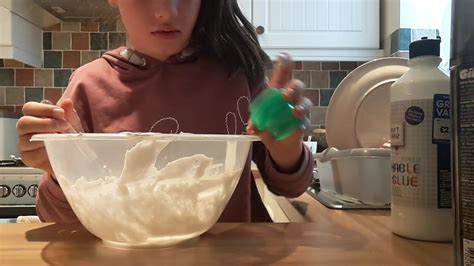 Making Slime Pva Glue Shaving Foam Formil Youtube
