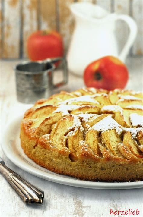 Nur noch ab in den kühlschrank und fertig ist dein besonderer kuchen. Apfelkuchen Rezept - ganz besonderer Kuchen mit Kartoffeln ...