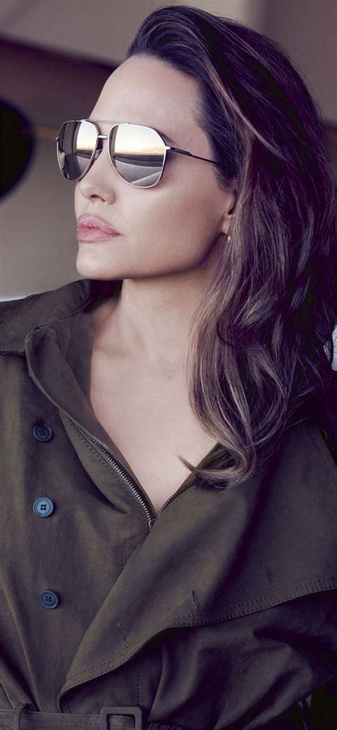 Angelina Jolie Aesthetic Wallpapers Wallpaper Cave