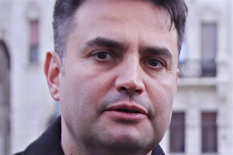 Érdekes, hogy a legtöbb óránk akkor lánczi. Bessenyei Ferenc özvegye kiosztotta a díjátadón Márki-Zay ...