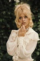 At 71, Goldie Hawn Has Never Been More Fashionable | Famous blondes ...