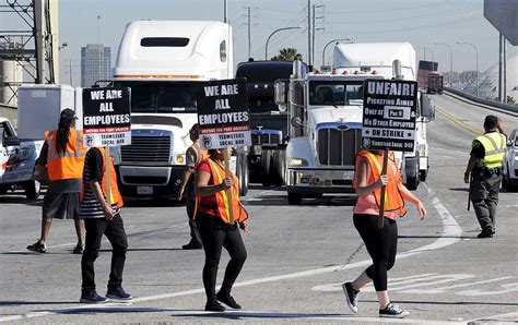 ‘a National Disgrace Port Truckers Demand An End To Misclassification