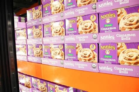Annie S Cinnamon Rolls At Store Editorial Stock Image Image Of Fully