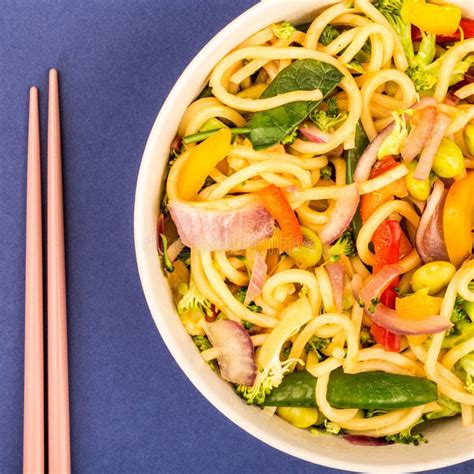 Coriander leaves, canola oil, garlic, spring onions, broccoli and 10 more. Stir Fried Egg Noodles With Fresh Vegetables Stock Image ...