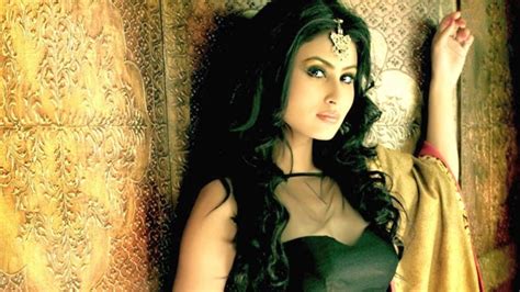 Heres What Mouni Roy Had To Say About Naagin 2