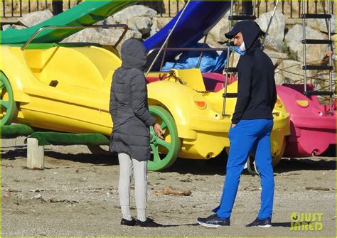 Jelena đoković otvorila dušu, govorila o delima koja su joj promenila život, evo šta je preporučila damama u. Tennis Star Novak Djokovic Packs on PDA with Wife Jelena ...