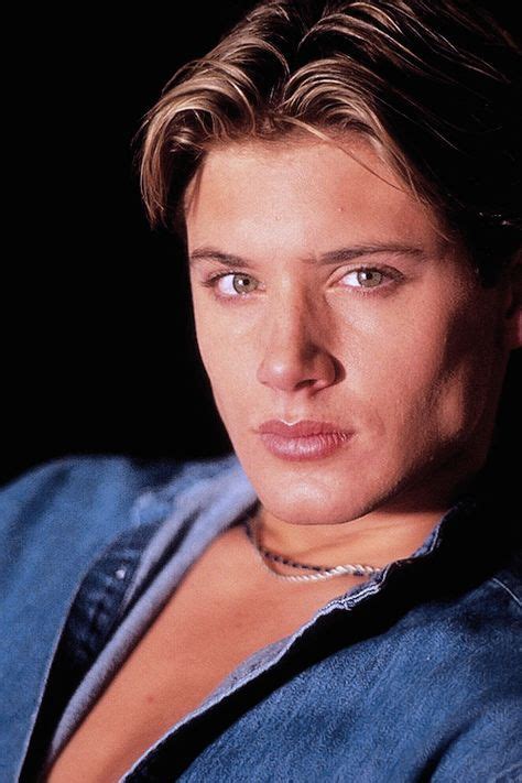 We can't stop swooning over jensen ackles and can't believe he's been in the biz for over 20 years. Very young Jensen | Jensen ackles young, Jensen ackles ...