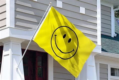 Custom 3 5ft Vivid Color And Uv Fade Resistant Yellow Smiley Happy Face