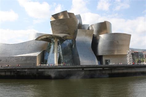 Frank Gehry Guggenheim Museum Bilbao Spain 1992 1997