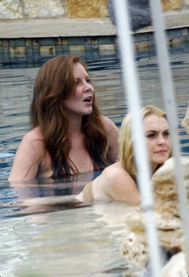 Lindsay Lohan Topless On The Big Screen Picture 20101original