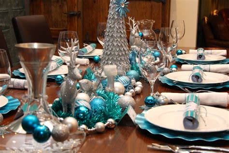 Christmas Table Chic Blue And Silver Design Silver Christmas
