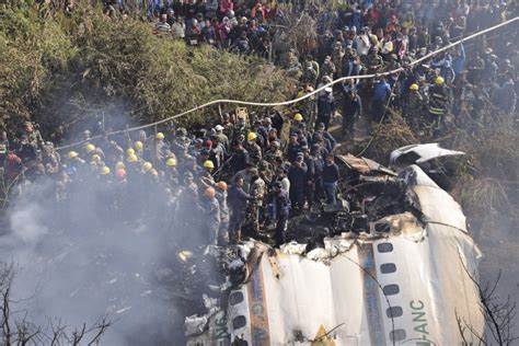 Sigue En Nepal La Búsqueda De Las Víctimas De Accidente Aéreo Cactus24