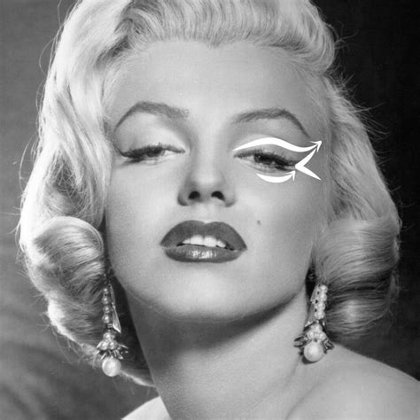 8 Makeup Tricks To Steal From Marilyn Monroe Beachbeautytips