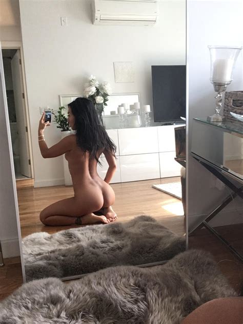 Asa Akira Nude Mirror Selfie Onlyfans Set Leaked Onlyfans Leaked Nudes