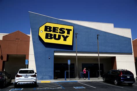 Best Buy Earnings Top Estimates Driven By Strong Holiday Sales Cnbc