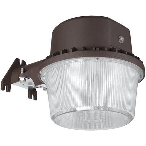 40w Dusk To Dawn Led Outdoor Barn Light With Photocell For Garage