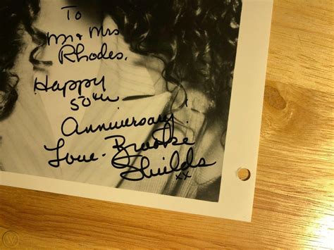 Brooke Shields Brooke Shields Signed Photo Autographed 8x10 3839084880