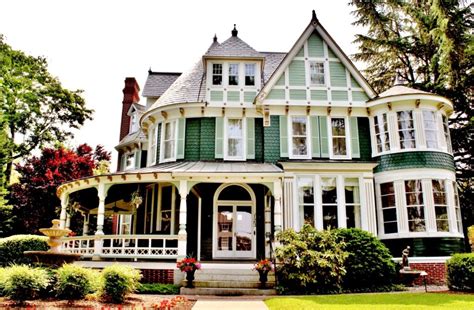 Historic Homes For Sale Zillowtimeline Groups