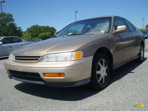 Maybe you would like to learn more about one of these? 1995 Cashmere Silver Metallic Honda Accord EX Coupe ...