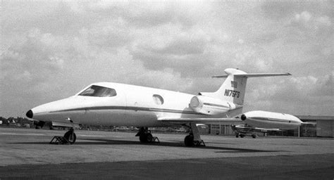 N175fs Was Owned By Frank Sinatra Private Jet Vintage Aircraft Lear Jet