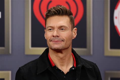 Ryan Seacrest Monanmoghees