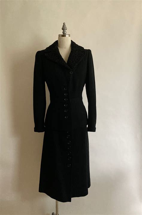 S Bonwit Teller Fifth Ave New York Black Wool Suit With Etsy
