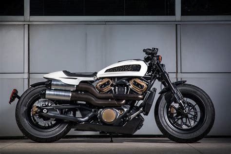 Harley davidson bikes sold in the philippines have also racked up a huge demand. 2020 Low Rider s | Harley-Davidson | Bündnerbike ...