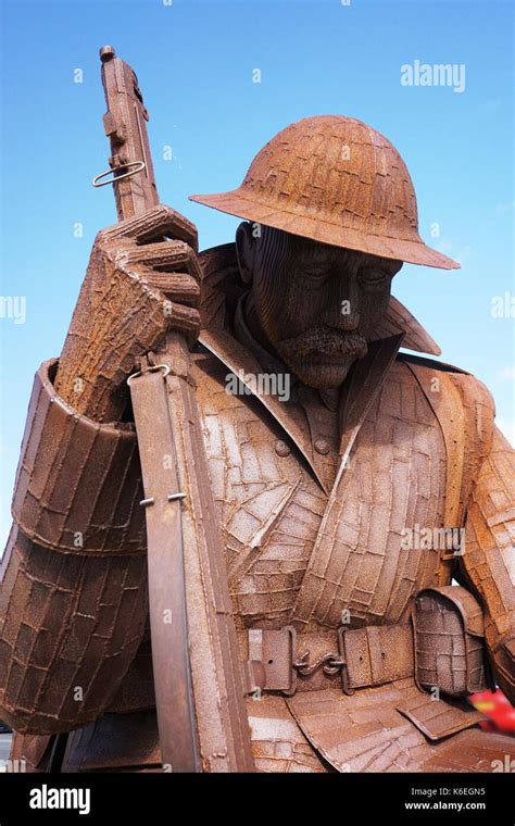 Seaham County Durham England Tommy Ww1 Soldier Statue Stock Photo Alamy