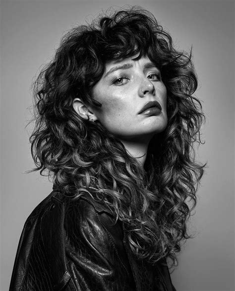 curly shag haircut haircuts for curly hair hairstyles with bangs pretty hairstyles 70s