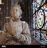 Escultura de Marie de Borbón Vendome, en la basílica de Saint Denis, La ...