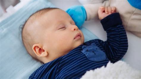 Cómo Dormir Al Bebé Consideraciones Para Su Descanso