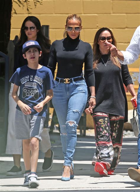 Jennifer Lopez And Son Maxs School Tour In Los Angeles Pics Hollywood