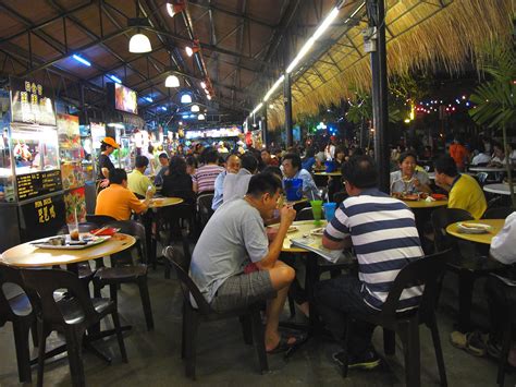 Greenlane genting food court is one of our most recommended food courts when it comes to food in penang. Eat + Travel + Play : A Night at Sungai Pinang Food Court