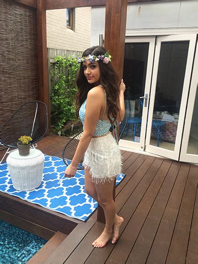 Exclusive February 2015 Bethany Mota Shoot Behind The Scenes Image 2452162 On