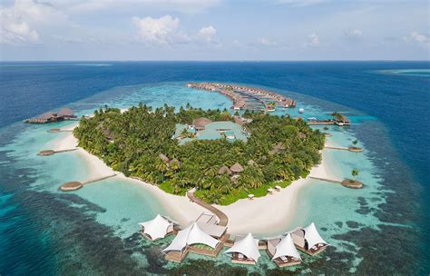 W Maldives, Fesdu Island, Maldives • Hotel Review by TravelPlusStyle
