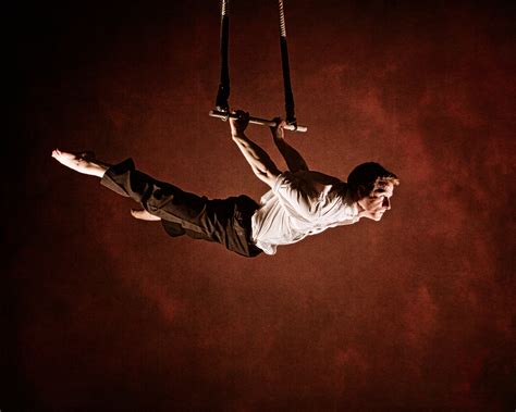 Acts Solo Trapeze James Frith Aerial Artist And Acrobat