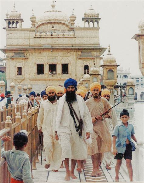 Sant jarnail singh bhindranwale would continue to shine in the annals of history of the sikhs. 43 best Sant Jarnail Singh Ji Khalsa images on Pinterest ...