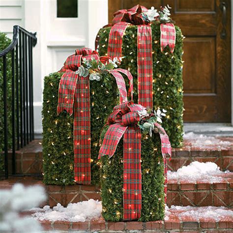 That's why we spend every day of a year on christmas. 20+ Most Beautiful Outdoor Decoration Ideas for Christmas