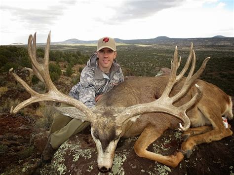 A3 Trophy Hunts Lets Go Kill A Huge Deer 2014 A3 Trophy