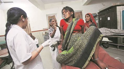Mumbai Paper Clip 67 Per Cent Pregnant Construction Workers Suffer