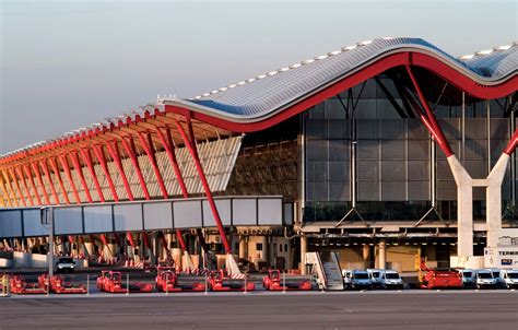 10 Years T4 Madrid Barajas Airport 2006 2016 The Strength Of