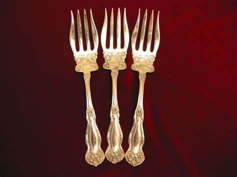 Arbutus Silverplate Design Bowl Chipped Beef Forks Set Of 3 Rogers