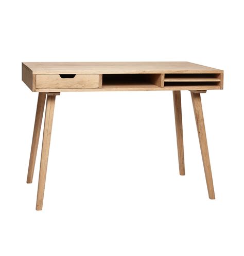 Schreibtische in ansprechenden designs aus glas, metall oder eiche. Kleiner Schreibtisch aus Holz - dänisches Design
