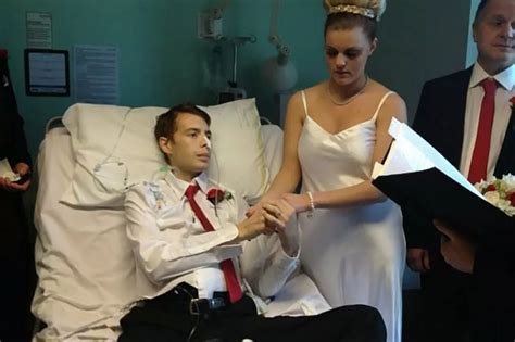 Cancer Patient Felix Glenny Dies Terminally Ill Dad Who Married Fiancee From His Hospital Bed