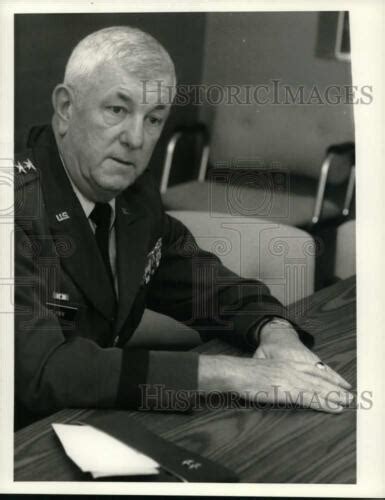1987 Press Photo New York State National Guard Major General Lawrence P
