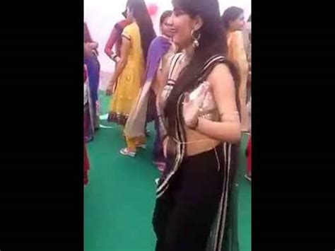 Beautiful Desi Girl In Saree Dancing On A Haryanvi Song India