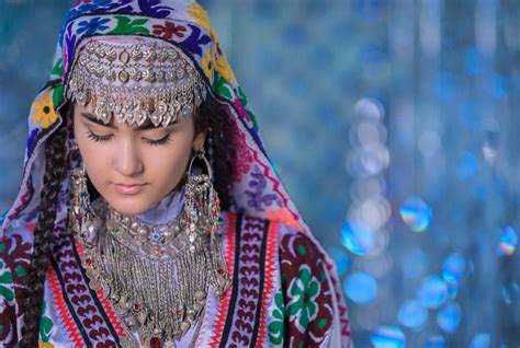 Dress Of Tajikistan Traditional Dresses Afghan Fashion Afghan Clothes